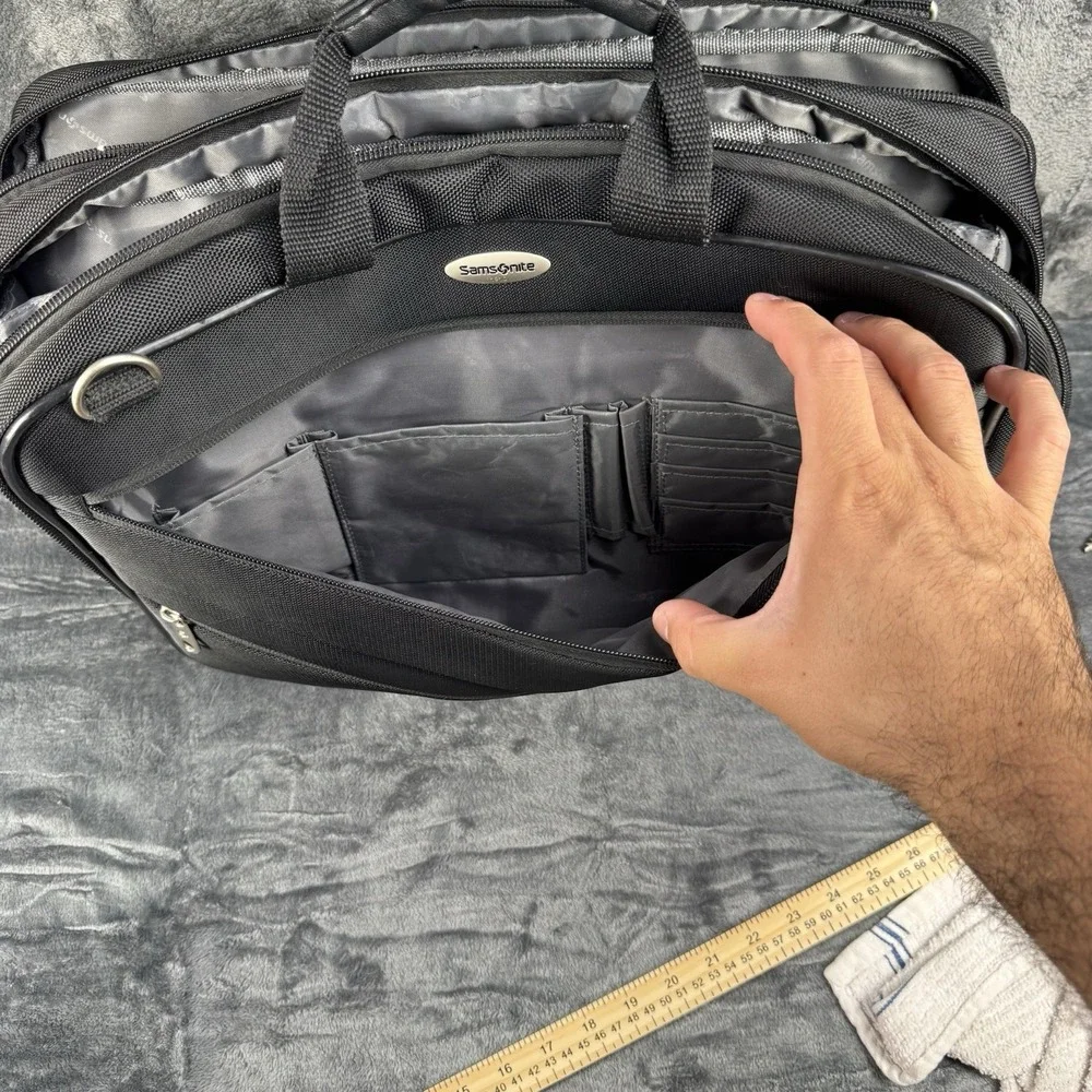 Samsonite Laptop Case Black Soft Shoulder Bag Briefcase 936955 16 in